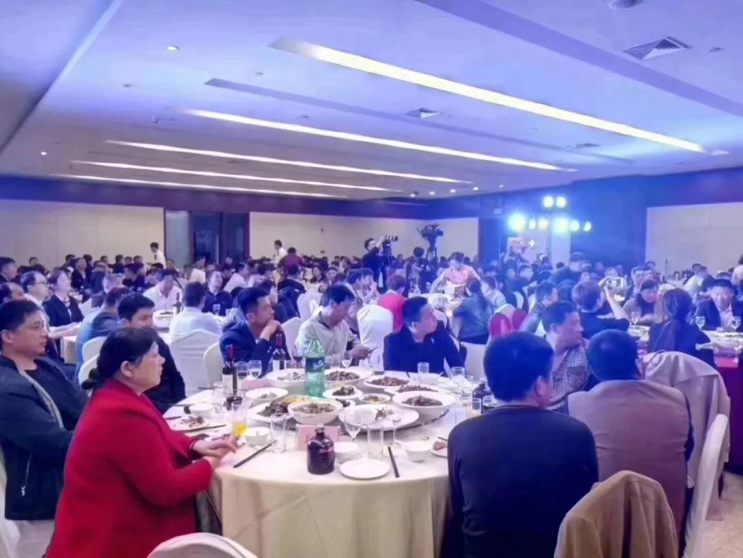 1533628450911318.jpg 图片关键词
